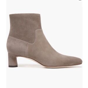 Vince Women's Hela‎ Suede Bootie, 7.5M US / 38 EU, Light Woodsmoke New